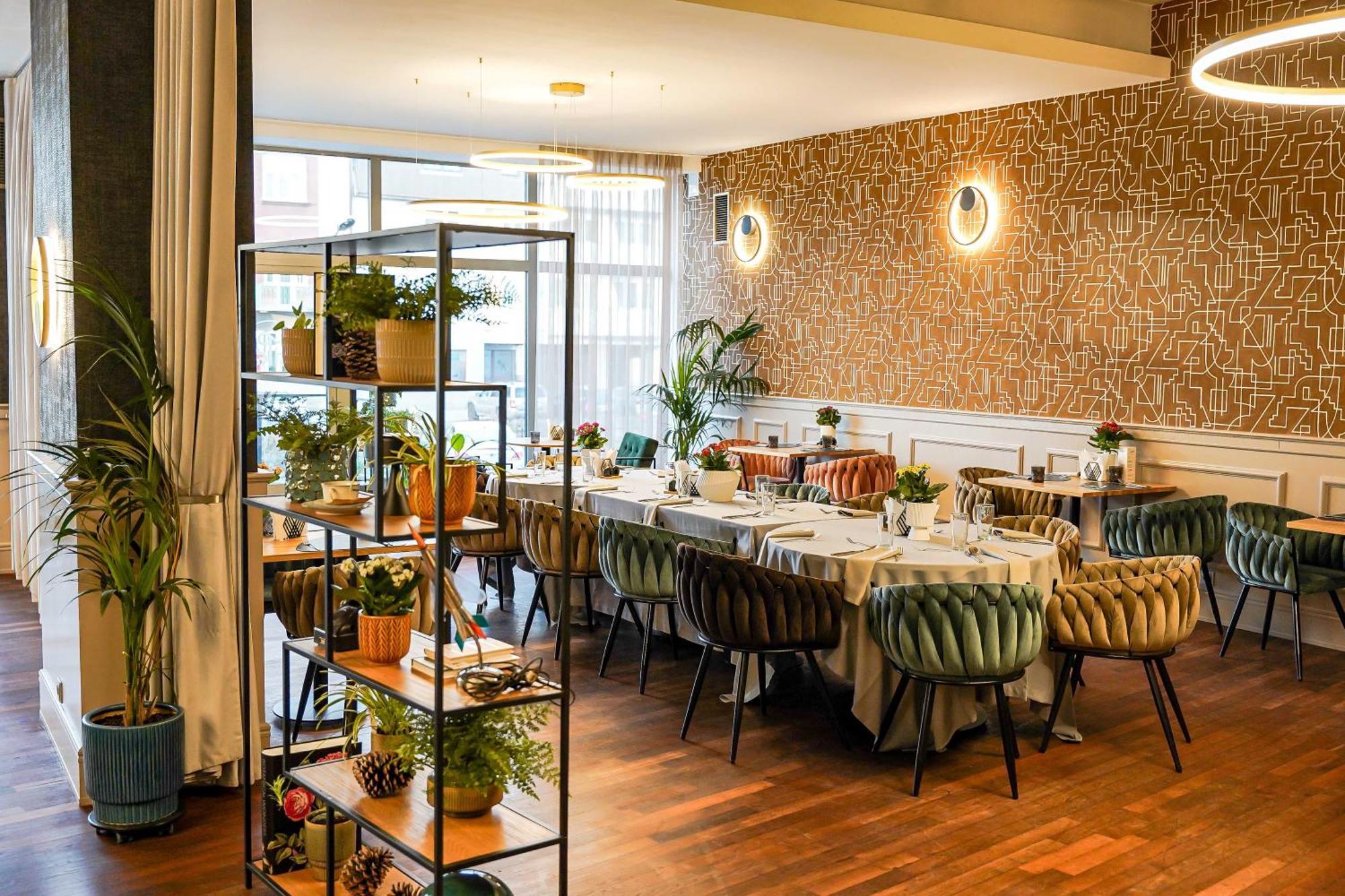 Hotel Tarnovia Tarnów Esterno foto